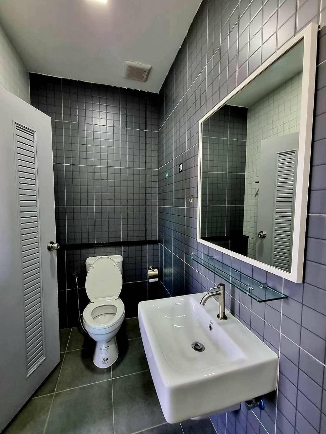 Aqua Residences อควา เรสซิเดนซ์ ห้องพักใหม่ให้เช่า ติดรถไฟฟ้าสถานีวุฒากาศ Bangkok Buitenkant foto