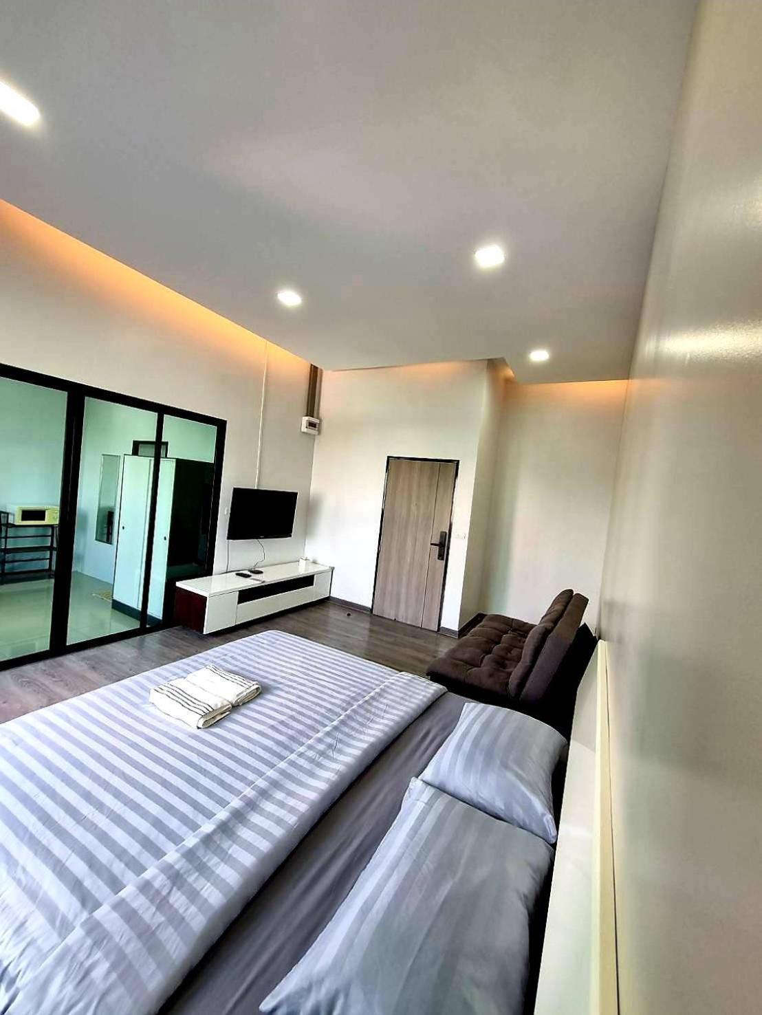 Aqua Residences อควา เรสซิเดนซ์ ห้องพักใหม่ให้เช่า ติดรถไฟฟ้าสถานีวุฒากาศ Bangkok Buitenkant foto