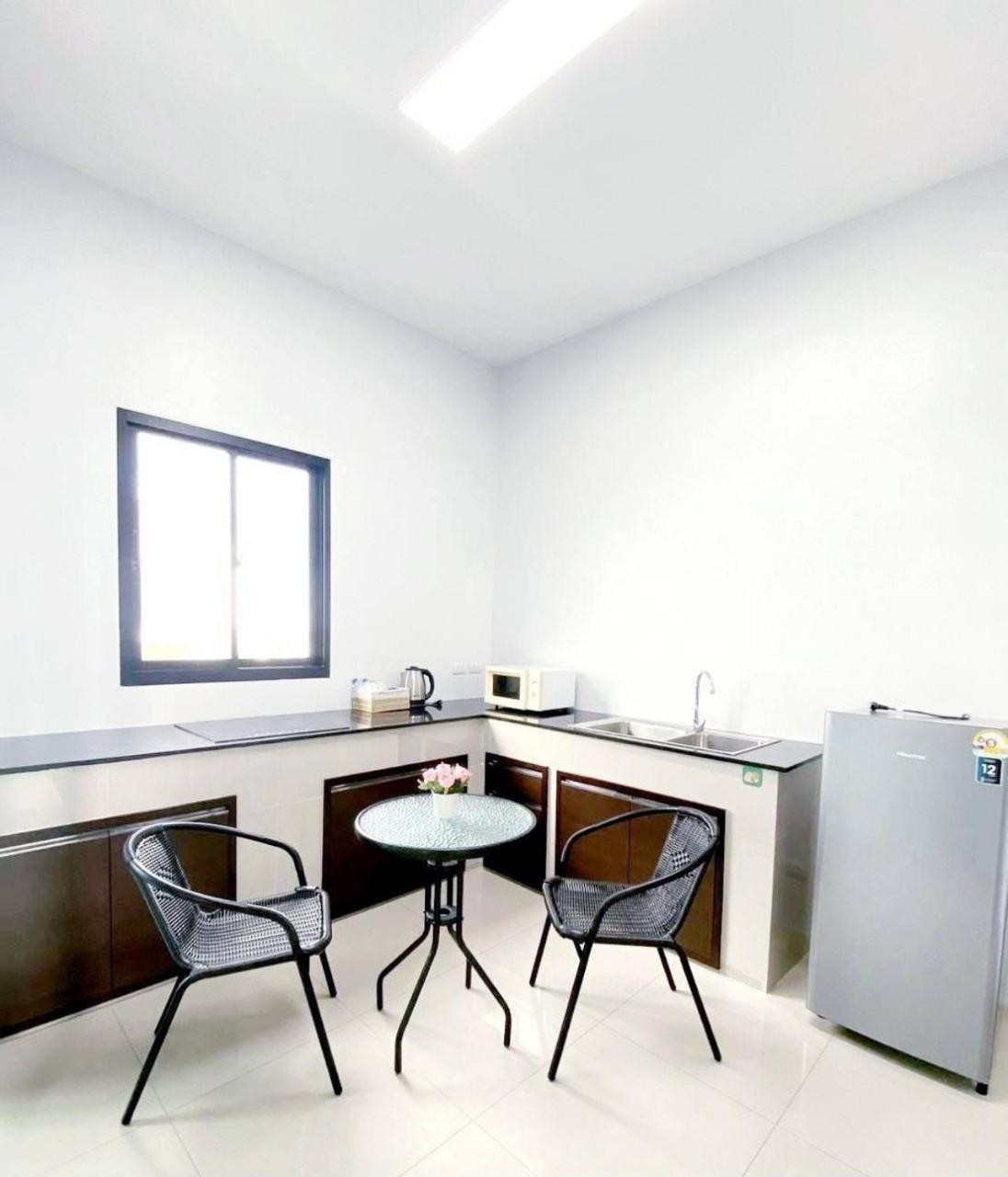 Aqua Residences อควา เรสซิเดนซ์ ห้องพักใหม่ให้เช่า ติดรถไฟฟ้าสถานีวุฒากาศ Bangkok Buitenkant foto